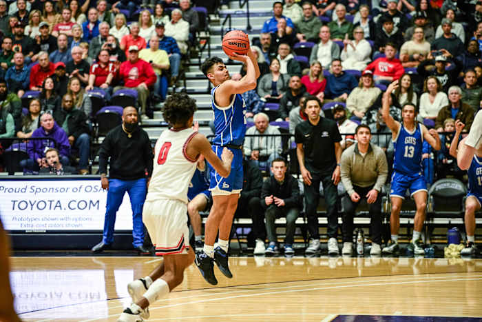Lincoln Gresham 6A Oregon boys basketball quarterfinal Naji Saker -113